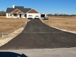 Best Concrete Driveway Installation  in Chinchilla, PA